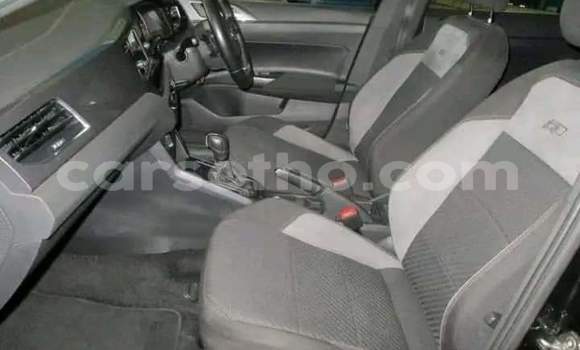 Acheter Occasion Voiture Volkswagen Polo Noir à Hlotse, Leribe Acheter Occasion Voiture Volkswagen Polo Noir à Hlotse, Leribe