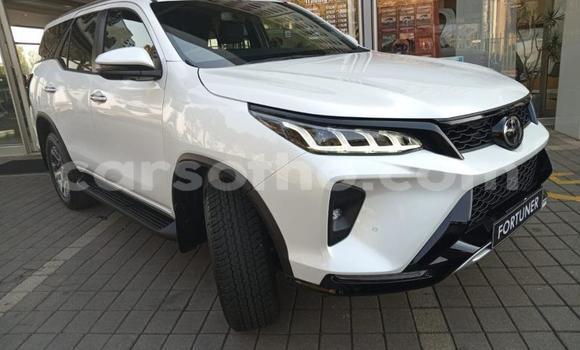 اشتري مستعمل Toyota Fortuner White سيارة في Maseru في Maseru اشتري مستعمل Toyota Fortuner White سيارة في Maseru في Maseru