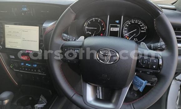 اشتري مستعمل Toyota Fortuner White سيارة في Maseru في Maseru اشتري مستعمل Toyota Fortuner White سيارة في Maseru في Maseru