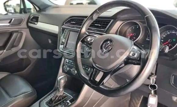 Acheter Occasion Voiture Volkswagen Tiguan Blanc à Hlotse, Leribe Acheter Occasion Voiture Volkswagen Tiguan Blanc à Hlotse, Leribe
