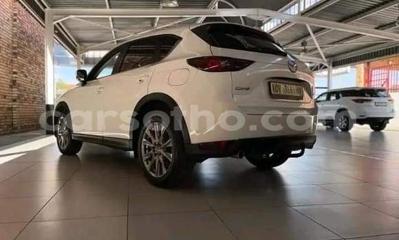 Acheter Occasion Voiture Mazda CX-5 Blanc à Hlotse, Leribe Acheter Occasion Voiture Mazda CX-5 Blanc à Hlotse, Leribe