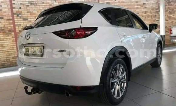 Acheter Occasion Voiture Mazda CX-5 Blanc à Hlotse, Leribe Acheter Occasion Voiture Mazda CX-5 Blanc à Hlotse, Leribe