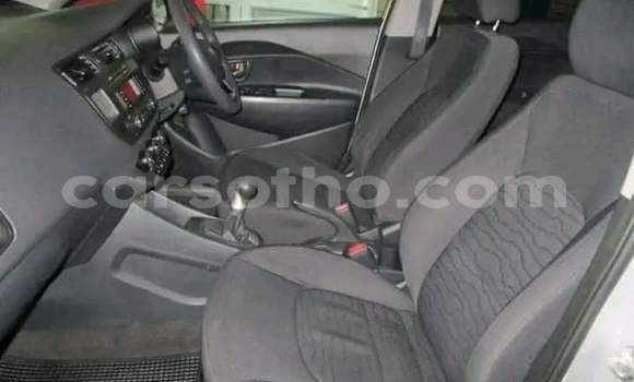 Acheter Occasion Voiture Kia Rio Gris à Hlotse, Leribe Acheter Occasion Voiture Kia Rio Gris à Hlotse, Leribe