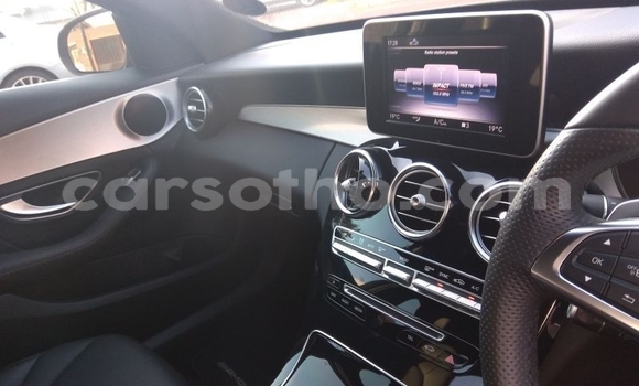 Sayi Na hannu Mercedes-Benz C-klasse Silver Mota in Hlotse a Leribe Sayi Na hannu Mercedes-Benz C-klasse Silver Mota in Hlotse a Leribe