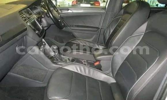 Acheter Occasion Voiture Volkswagen Tiguan Blanc à Hlotse, Leribe Acheter Occasion Voiture Volkswagen Tiguan Blanc à Hlotse, Leribe