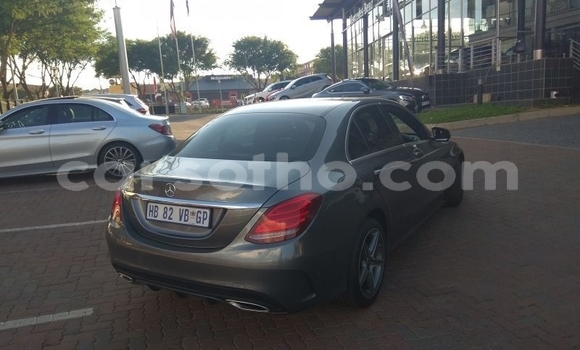 Sayi Na hannu Mercedes-Benz C-klasse Silver Mota in Hlotse a Leribe Sayi Na hannu Mercedes-Benz C-klasse Silver Mota in Hlotse a Leribe