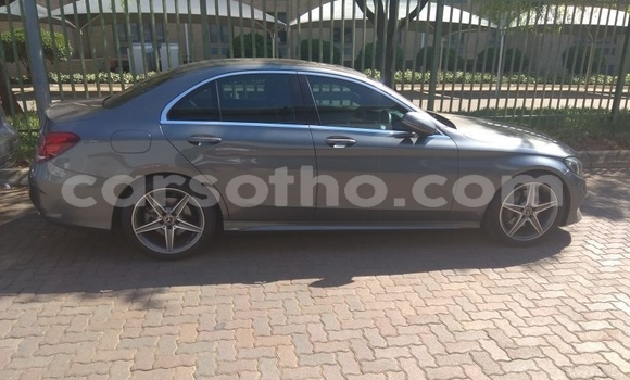 Sayi Na hannu Mercedes-Benz C-klasse Silver Mota in Hlotse a Leribe Sayi Na hannu Mercedes-Benz C-klasse Silver Mota in Hlotse a Leribe