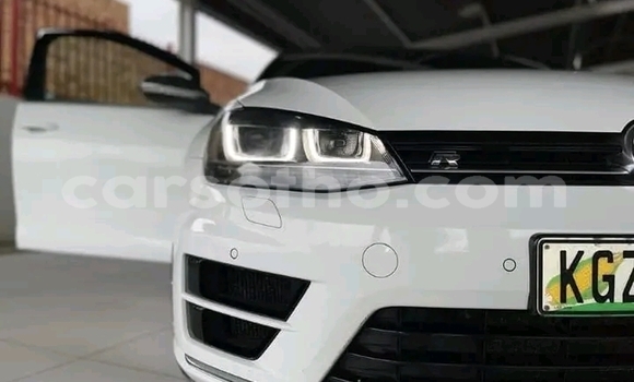 Acheter Occasion Voiture Volkswagen Golf R Blanc à Hlotse, Leribe Acheter Occasion Voiture Volkswagen Golf R Blanc à Hlotse, Leribe