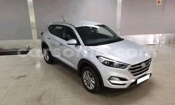 Acheter Occasion Voiture Hyundai Tucson Gris à Hlotse, Leribe Acheter Occasion Voiture Hyundai Tucson Gris à Hlotse, Leribe