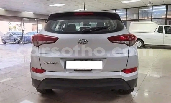 Acheter Occasion Voiture Hyundai Tucson Gris à Hlotse, Leribe Acheter Occasion Voiture Hyundai Tucson Gris à Hlotse, Leribe