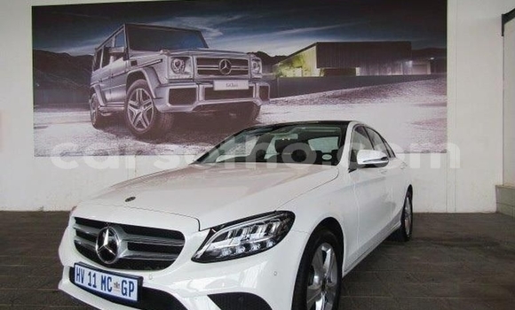 Buy Used Mercedes-Benz C-klasse White Car in Butha–Buthe in Thaba-Tseka Buy Used Mercedes-Benz C-klasse White Car in Butha–Buthe in Thaba-Tseka