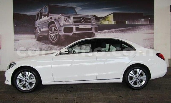 Buy Used Mercedes-Benz C-klasse White Car in Butha–Buthe in Thaba-Tseka Buy Used Mercedes-Benz C-klasse White Car in Butha–Buthe in Thaba-Tseka