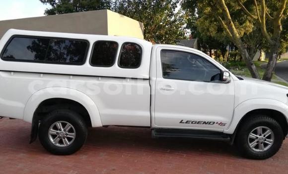 Acheter Occasion Voiture Toyota Hilux Blanc à Maseru, Maseru Acheter Occasion Voiture Toyota Hilux Blanc à Maseru, Maseru