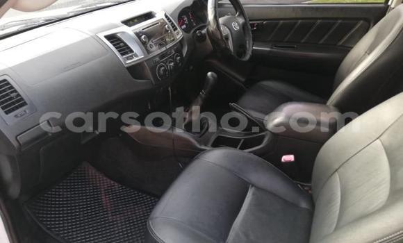 Acheter Occasion Voiture Toyota Hilux Blanc à Maseru, Maseru Acheter Occasion Voiture Toyota Hilux Blanc à Maseru, Maseru