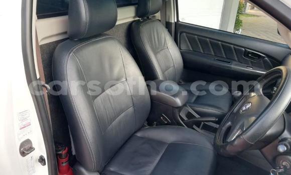 Acheter Occasion Voiture Toyota Hilux Blanc à Maseru, Maseru Acheter Occasion Voiture Toyota Hilux Blanc à Maseru, Maseru