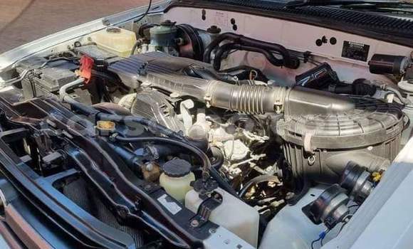 اشتري مستعمل Toyota Hilux White سيارة في Maseru في Maseru اشتري مستعمل Toyota Hilux White سيارة في Maseru في Maseru