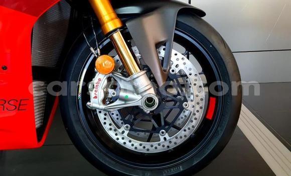 Sayi Na hannu Ducati Panigale Red Motsi in Maseru a Maseru Sayi Na hannu Ducati Panigale Red Motsi in Maseru a Maseru