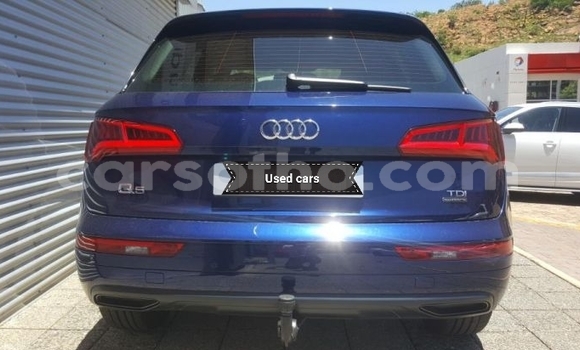 Sayi Na hannu Audi Q5 Blue Mota in Hlotse a Leribe Sayi Na hannu Audi Q5 Blue Mota in Hlotse a Leribe