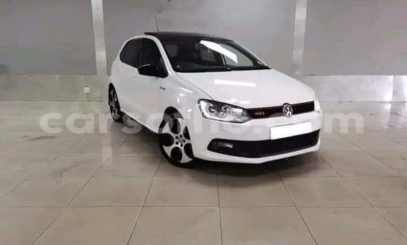 اشتري مستعمل Volkswagen Polo White سيارة في Hlotse في Leribe اشتري مستعمل Volkswagen Polo White سيارة في Hlotse في Leribe