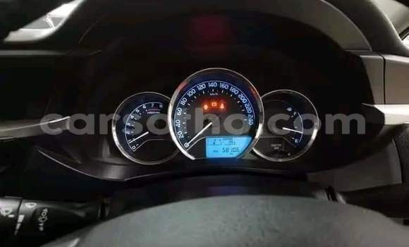 Buy Used Toyota Corolla White Car in Hlotse in Leribe Buy Used Toyota Corolla White Car in Hlotse in Leribe