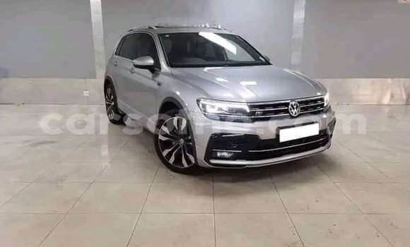 Sayi Na hannu Volkswagen Tiguan Silver Mota in Hlotse a Leribe