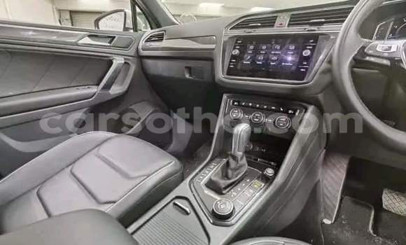 Sayi Na hannu Volkswagen Tiguan Silver Mota in Hlotse a Leribe Sayi Na hannu Volkswagen Tiguan Silver Mota in Hlotse a Leribe