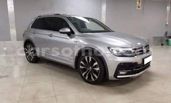 Sayi Na hannu Volkswagen Tiguan Silver Mota in Hlotse a Leribe Sayi Na hannu Volkswagen Tiguan Silver Mota in Hlotse a Leribe