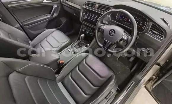 Sayi Na hannu Volkswagen Tiguan Silver Mota in Hlotse a Leribe Sayi Na hannu Volkswagen Tiguan Silver Mota in Hlotse a Leribe