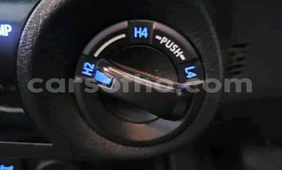 Acheter Occasion Voiture Toyota Hilux Blanc à Hlotse, Leribe Acheter Occasion Voiture Toyota Hilux Blanc à Hlotse, Leribe