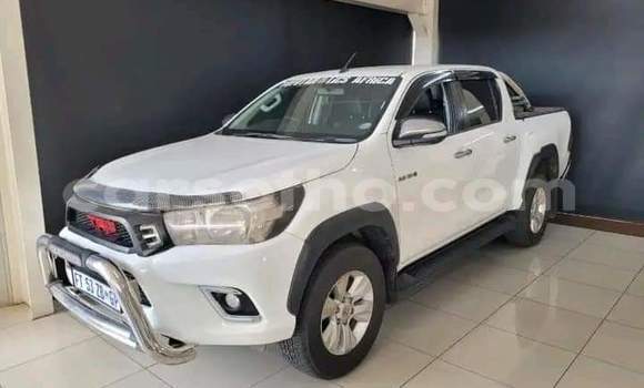 Acheter Occasion Voiture Toyota Hilux Blanc à Hlotse, Leribe Acheter Occasion Voiture Toyota Hilux Blanc à Hlotse, Leribe