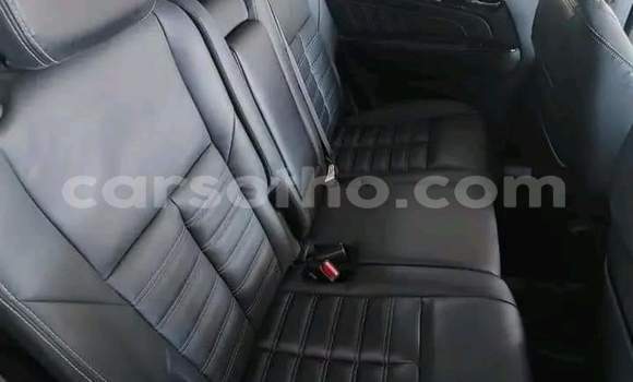 Acheter Occasion Voiture Isuzu MU-X Blanc à Hlotse, Leribe Acheter Occasion Voiture Isuzu MU-X Blanc à Hlotse, Leribe