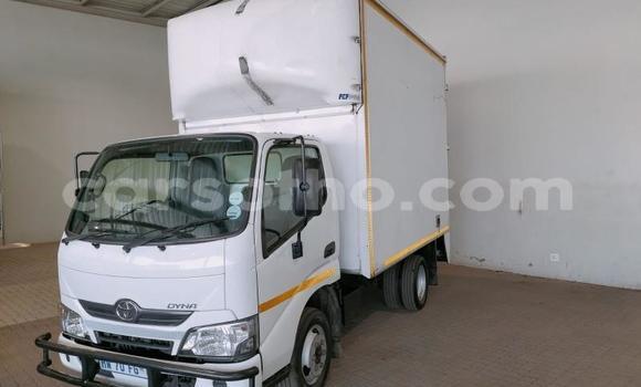 Buy Used Toyota Dyna White Truck in Maseru in Maseru Buy Used Toyota Dyna White Truck in Maseru in Maseru