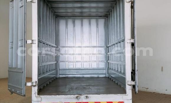 Buy Used Toyota Dyna White Truck in Maseru in Maseru Buy Used Toyota Dyna White Truck in Maseru in Maseru