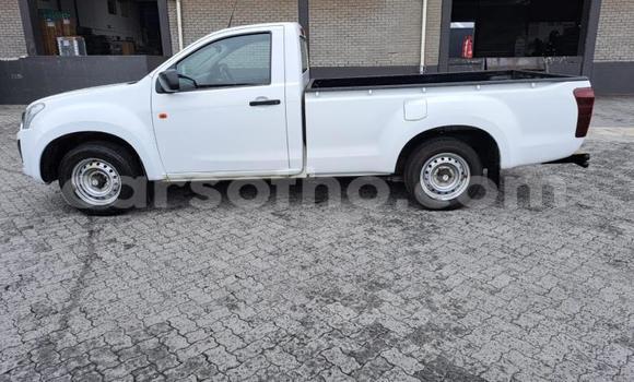 Acheter Occasion Voiture Isuzu D–MAX Blanc à Maseru, Maseru Acheter Occasion Voiture Isuzu D–MAX Blanc à Maseru, Maseru