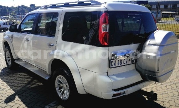 Acheter Occasion Voiture Ford Everest Blanc à Butha Buthe, Butha-Buthe Acheter Occasion Voiture Ford Everest Blanc à Butha Buthe, Butha-Buthe