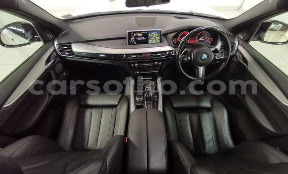 Sayi Na hannu BMW X5 M White Mota in Maseru a Maseru Sayi Na hannu BMW X5 M White Mota in Maseru a Maseru