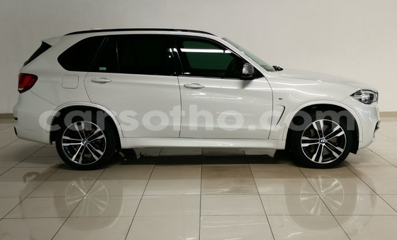 Sayi Na hannu BMW X5 M White Mota in Maseru a Maseru Sayi Na hannu BMW X5 M White Mota in Maseru a Maseru
