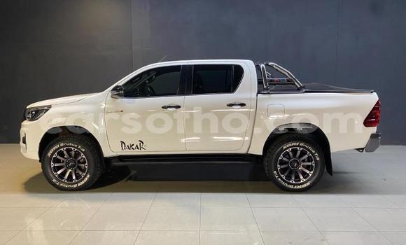 Buy Used Toyota Hilux White Car in Maseru in Maseru Buy Used Toyota Hilux White Car in Maseru in Maseru