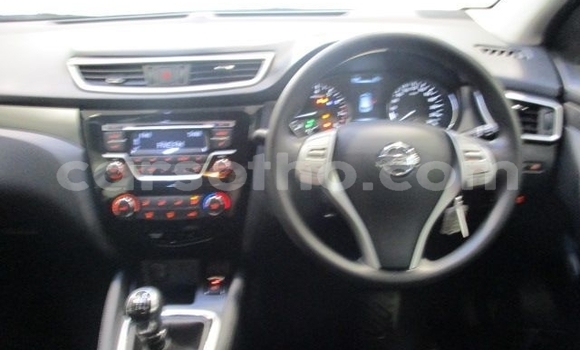 Acheter Occasion Voiture Nissan Qashqai Blanc à Hlotse, Leribe Acheter Occasion Voiture Nissan Qashqai Blanc à Hlotse, Leribe