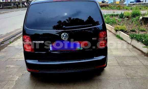 اشتري مستعمل Volkswagen Touran Black سيارة في Maputsoe في Leribe اشتري مستعمل Volkswagen Touran Black سيارة في Maputsoe في Leribe