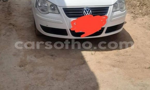 Acheter Occasion Voiture Volkswagen Polo Blanc à Hlotse, Leribe Acheter Occasion Voiture Volkswagen Polo Blanc à Hlotse, Leribe