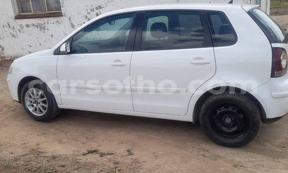اشتري مستعمل Volkswagen Polo White سيارة في Hlotse في Leribe اشتري مستعمل Volkswagen Polo White سيارة في Hlotse في Leribe