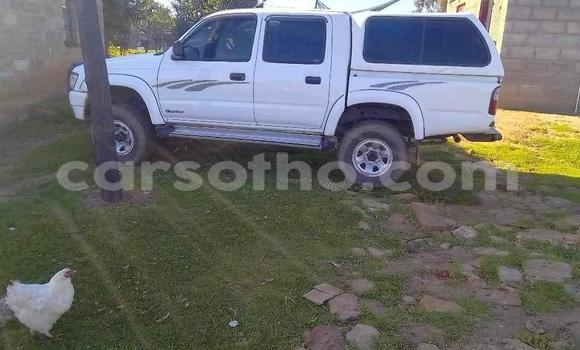 Acheter Occasion Voiture Toyota Hilux Blanc à Maseru, Maseru Acheter Occasion Voiture Toyota Hilux Blanc à Maseru, Maseru