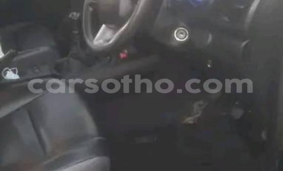 Acheter Occasion Voiture Toyota Hilux Blanc à Import - Dubai, Maseru Acheter Occasion Voiture Toyota Hilux Blanc à Import - Dubai, Maseru