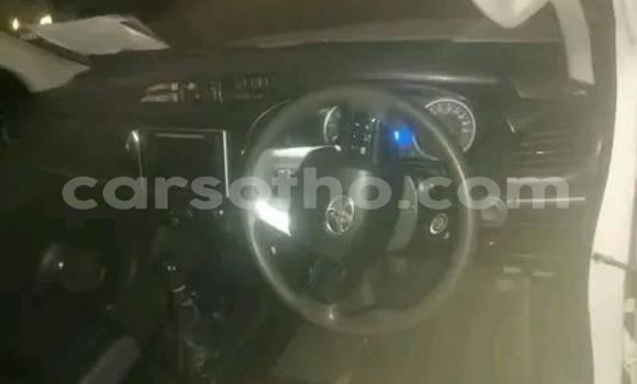 Acheter Occasion Voiture Toyota Hilux Blanc à Import - Dubai, Maseru Acheter Occasion Voiture Toyota Hilux Blanc à Import - Dubai, Maseru