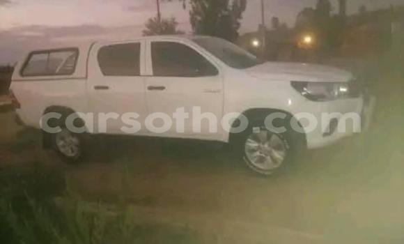 Acheter Occasion Voiture Toyota Hilux Blanc à Import - Dubai, Maseru Acheter Occasion Voiture Toyota Hilux Blanc à Import - Dubai, Maseru