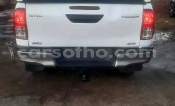 Acheter Occasion Voiture Toyota Hilux Blanc à Import - Dubai, Maseru Acheter Occasion Voiture Toyota Hilux Blanc à Import - Dubai, Maseru