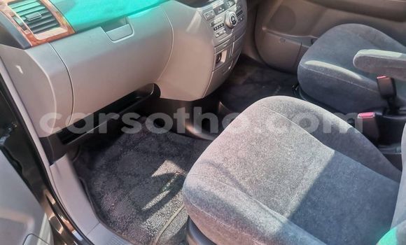Acheter Occasion Voiture Toyota Noah Noir à Maseru, Maseru Acheter Occasion Voiture Toyota Noah Noir à Maseru, Maseru
