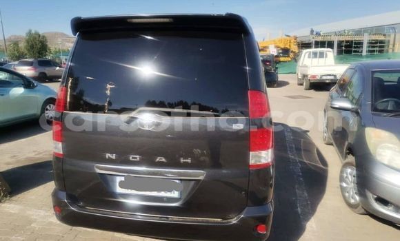 Acheter Occasion Voiture Toyota Noah Noir à Maseru, Maseru Acheter Occasion Voiture Toyota Noah Noir à Maseru, Maseru