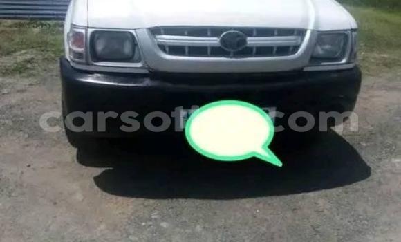 Acheter Occasion Voiture Toyota Hilux Blanc à Maseru, Maseru